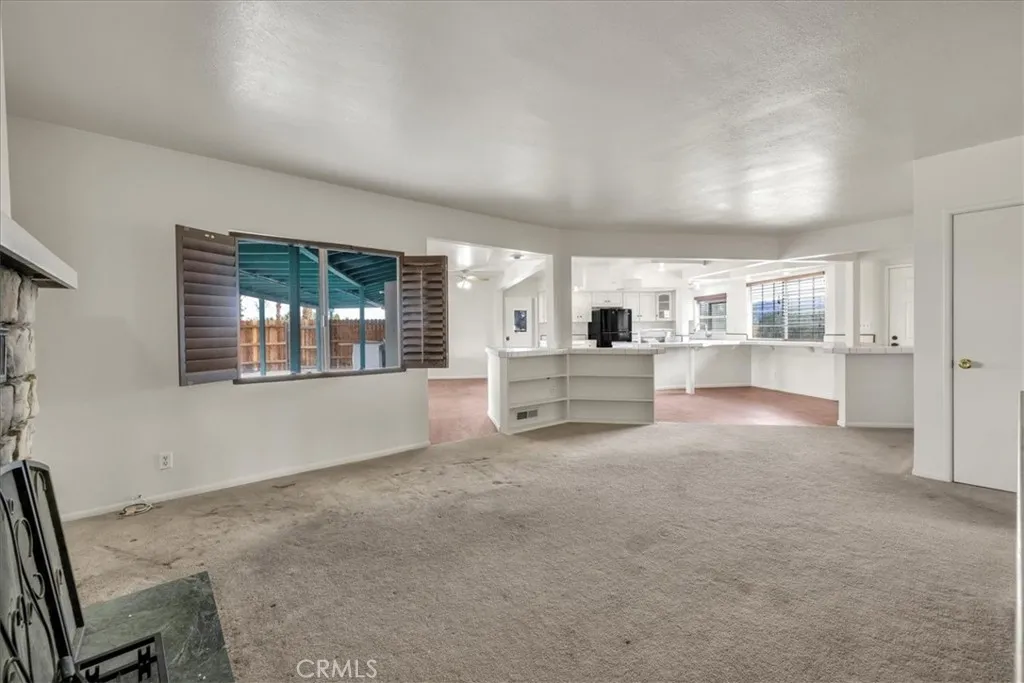 73484 Desert Trail, 29 Palms, California 92277 home-pic-26