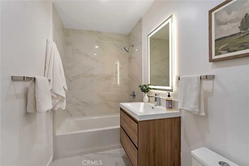 17227 Minnehaha Street, Granada Hills, California 91344 home-pic-35