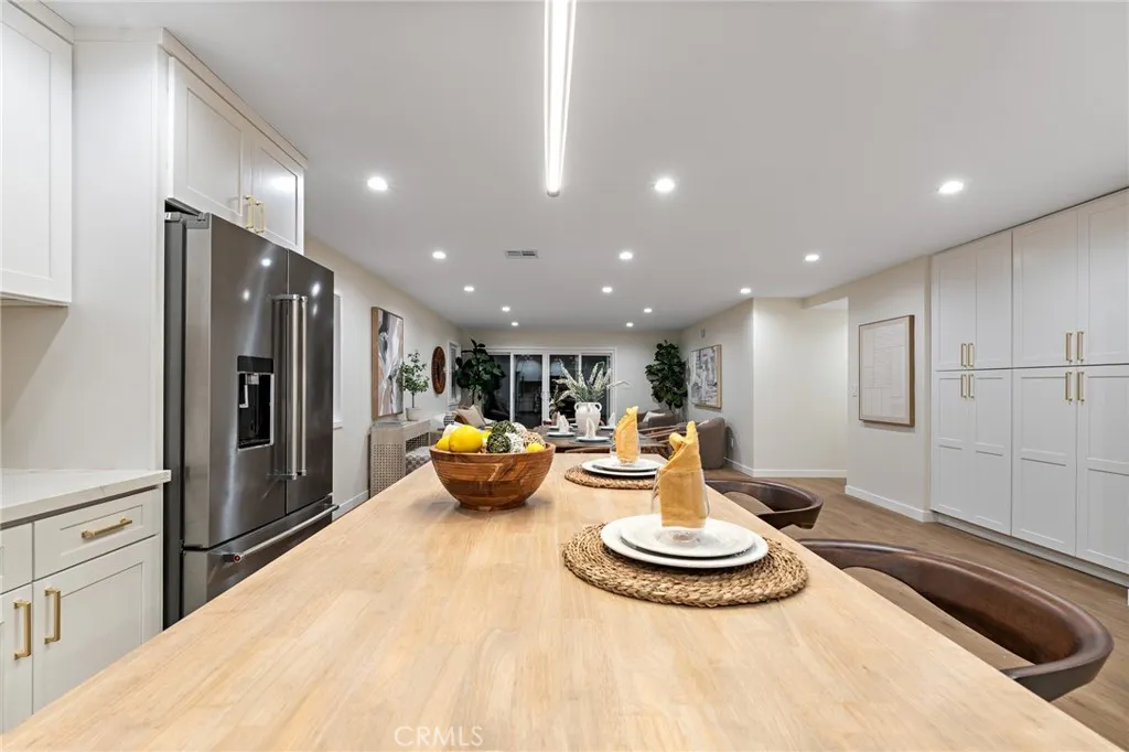 17227 Minnehaha Street, Granada Hills, California 91344 home-pic-19