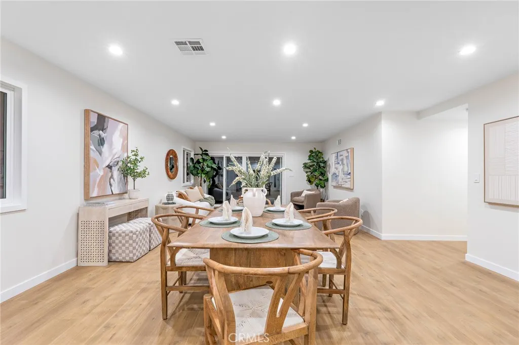 17227 Minnehaha Street, Granada Hills, California 91344 home-pic-5