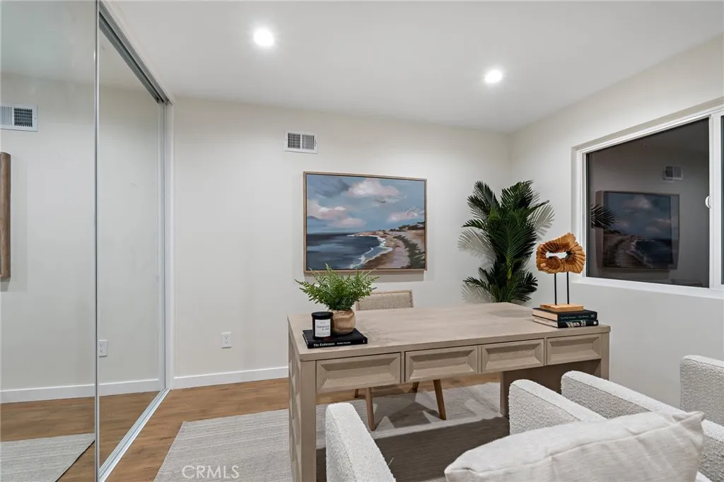 17227 Minnehaha Street, Granada Hills, California 91344 home-pic-32