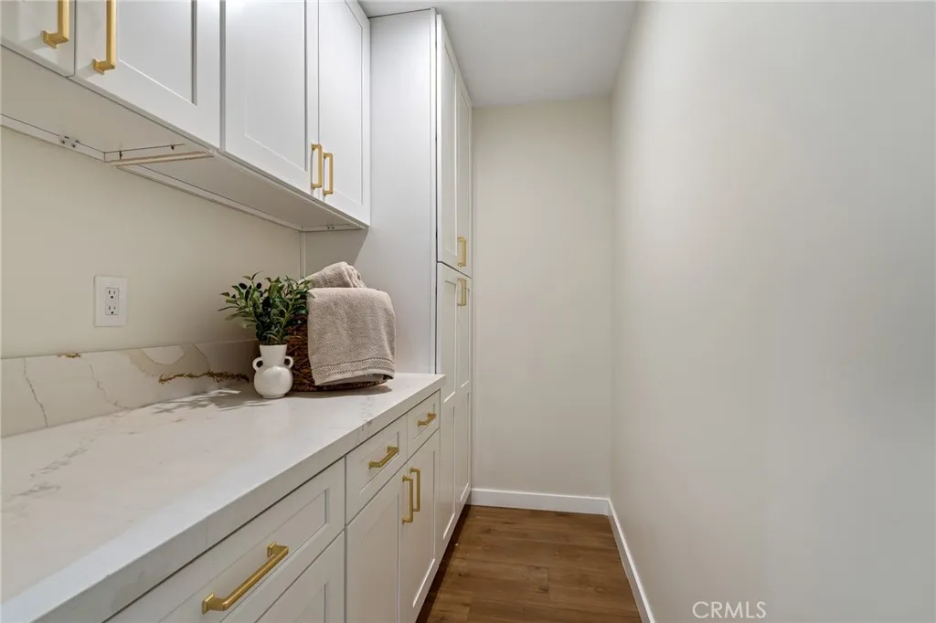 17227 Minnehaha Street, Granada Hills, California 91344 home-pic-36