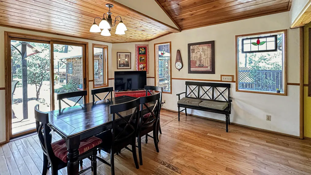 26748 Mcmahan, Idyllwild, California 92549 home-pic-12