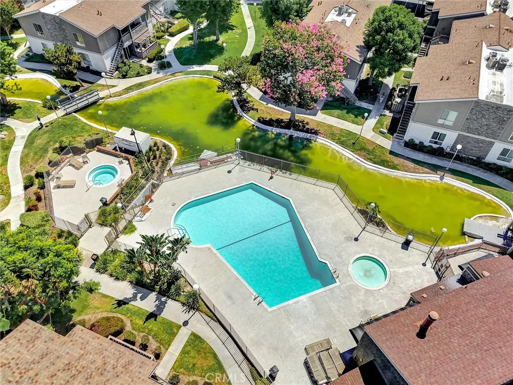 2813 S Fairview Street G, Santa Ana, California 92704 home-pic-20