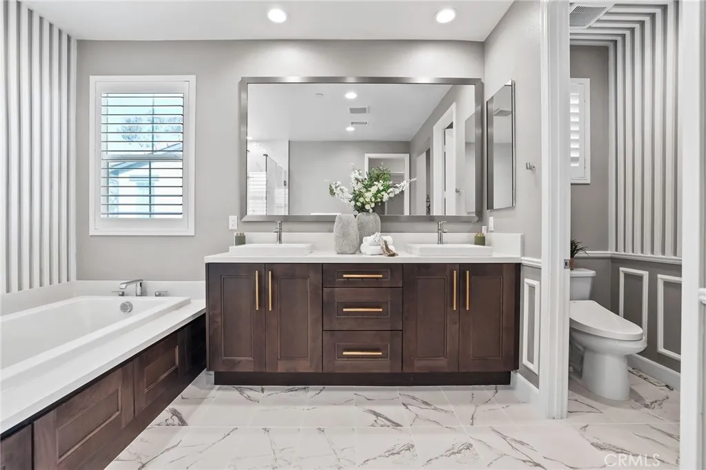 1213 E Providence Loop, Placentia, California 92870 home-pic-27