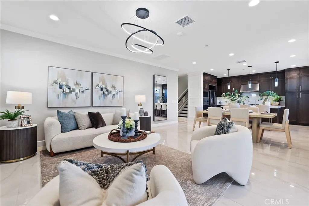 1213 E Providence Loop, Placentia, California 92870 home-pic-8