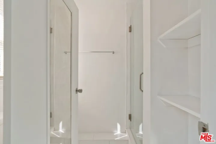 Ensuite Primary Bathroom