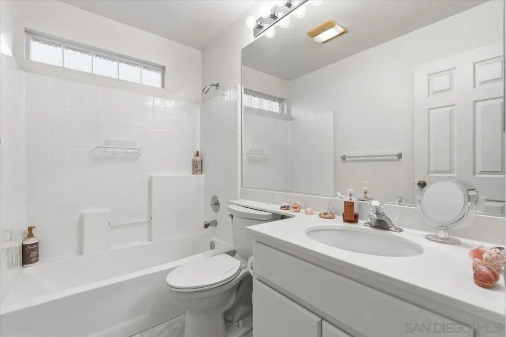 2501 Columbine Drive, Alpine, California 91901 home-pic-18