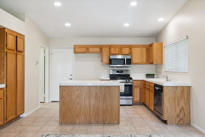 48-web-or-mls-8M4A5495
