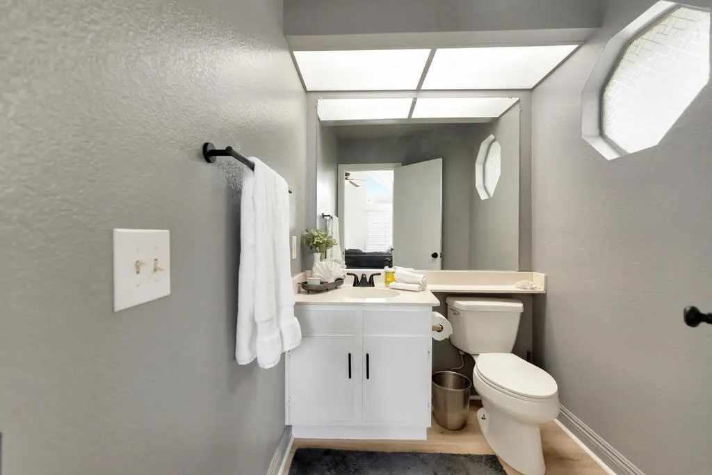 3243 Southdowns Drive, Chino Hills, California 91709 home-pic-11