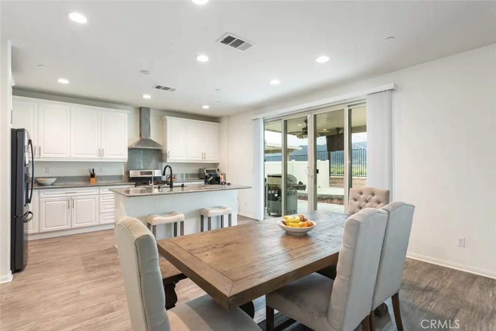 29081 Soraya, Lake Elsinore, California 92530 home-pic-16