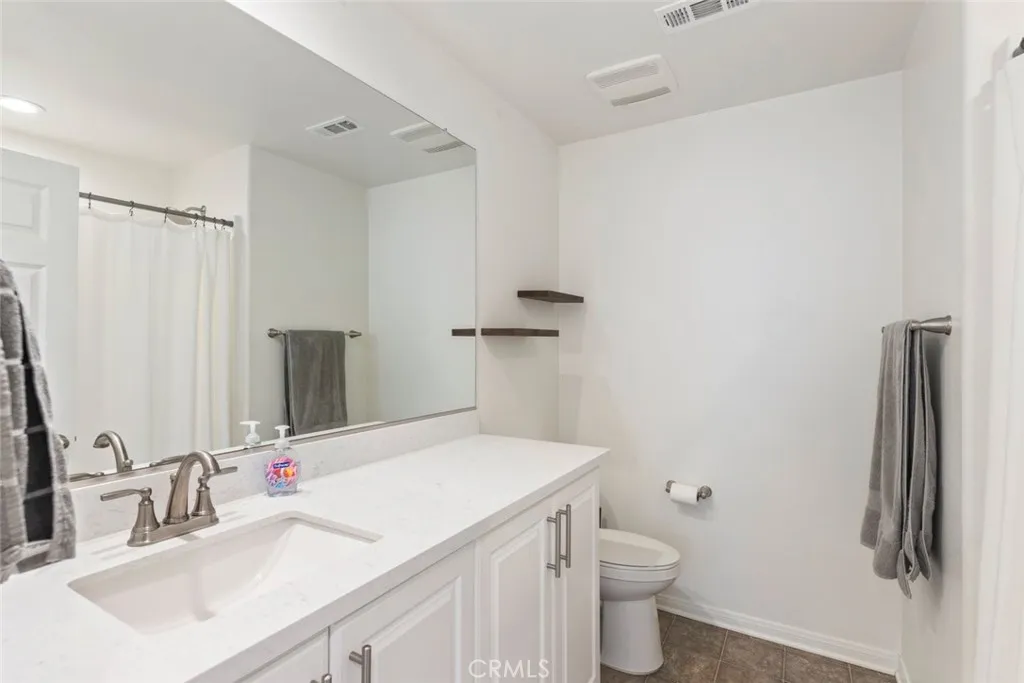 29081 Soraya, Lake Elsinore, California 92530 home-pic-23