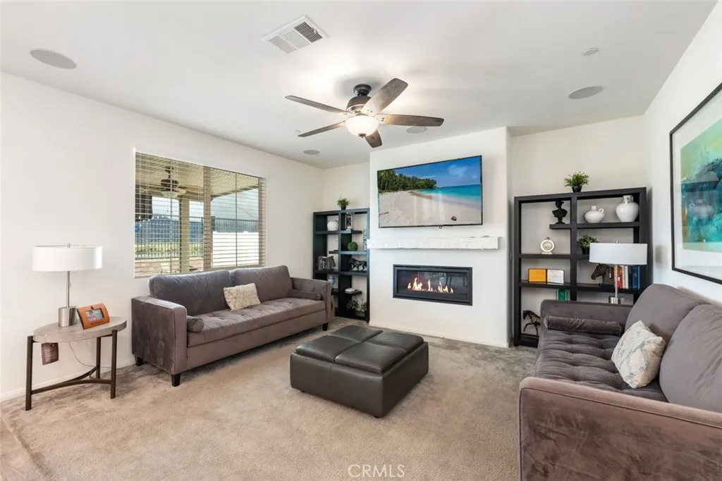 29081 Soraya, Lake Elsinore, California 92530 home-pic-14