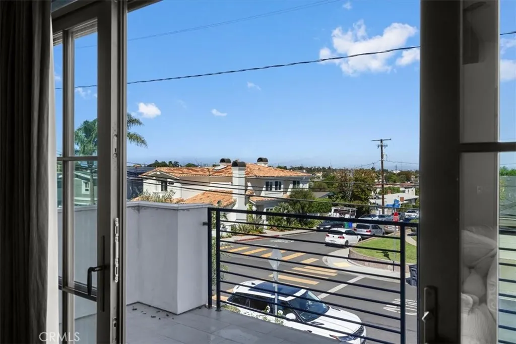 1400 17th Street, Manhattan Beach, California 90266 home-pic-63