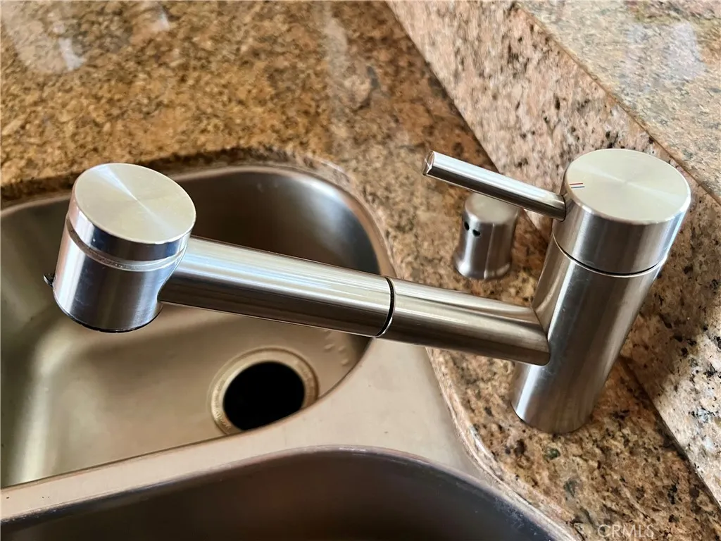 11847 Gorham Avenue 403, Los Angeles, California 90049 home-pic-31