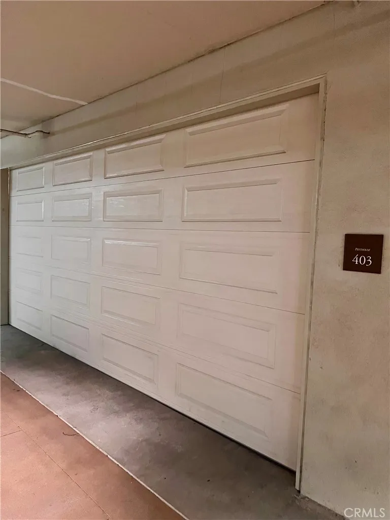 11847 Gorham Avenue 403, Los Angeles, California 90049 home-pic-14