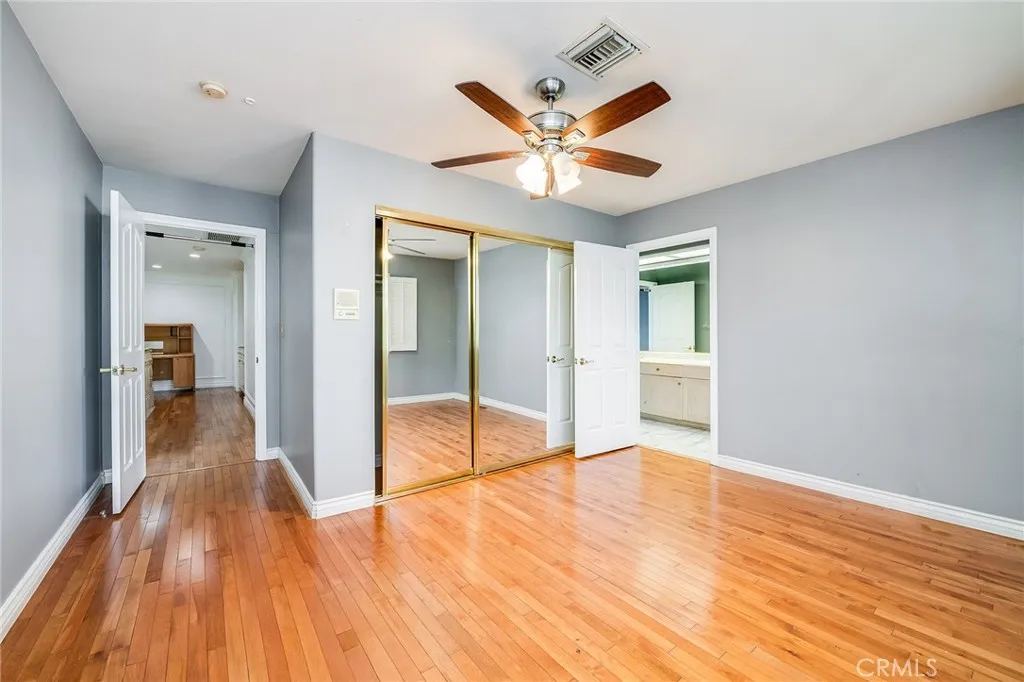 19314 Yolie, Tarzana, California 91356 home-pic-30