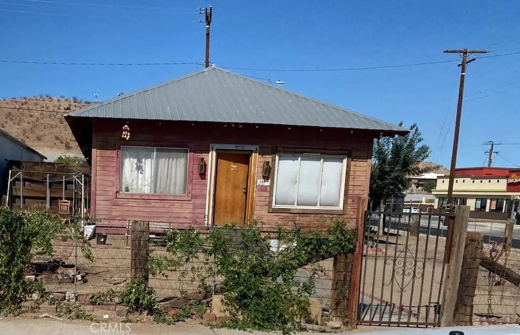 320 N 2nd, Barstow, California 92311 home-pic-0
