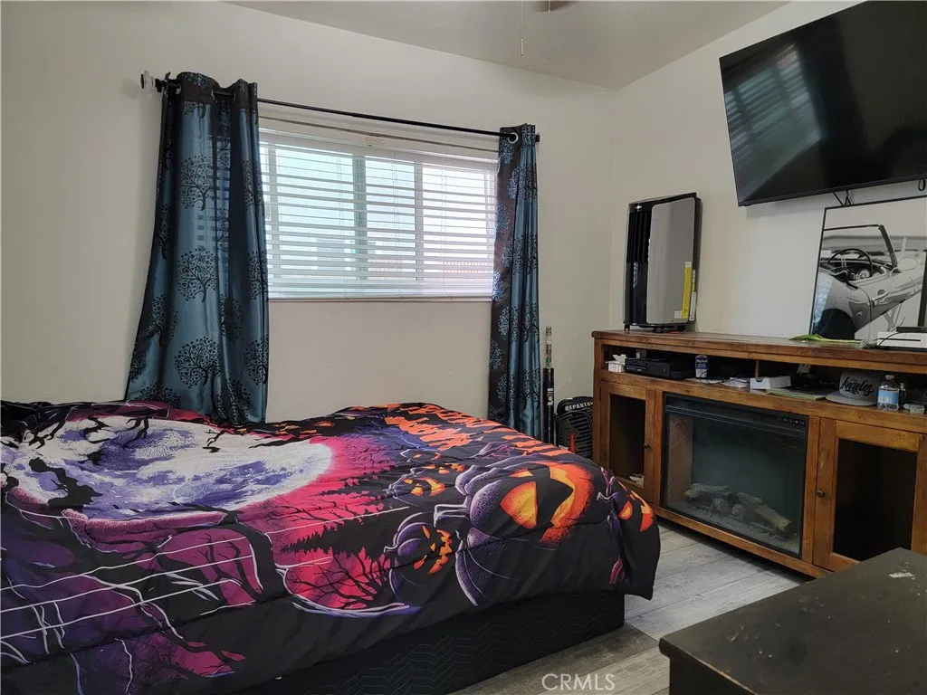 10347 Kalmia Street, Los Angeles, California 90002 home-pic-22