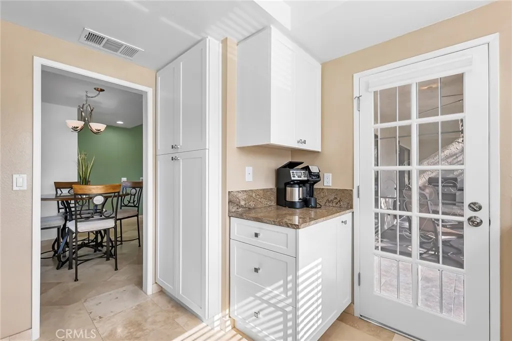 68509 Paseo Soria, Cathedral City, California 92234 home-pic-10