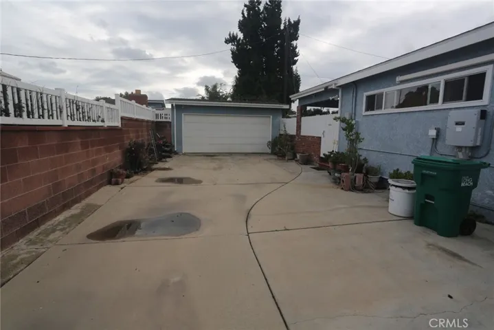5624 E Vernon Street, Long Beach, California 90815