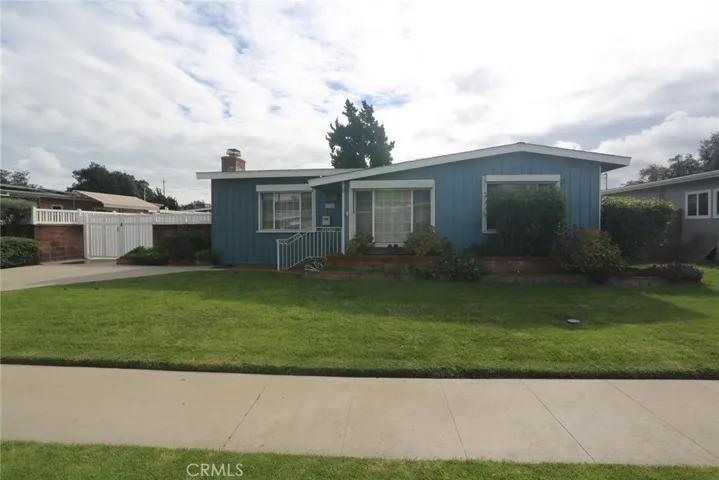 5624 E Vernon Street, Long Beach, California 90815