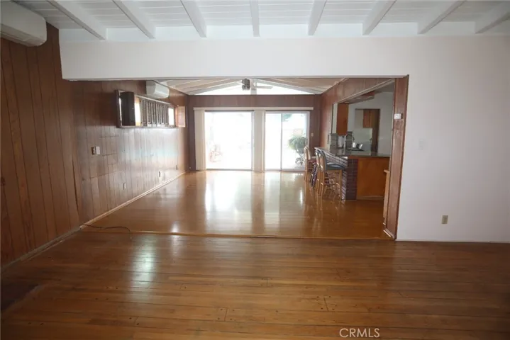 5624 E Vernon Street, Long Beach, California 90815