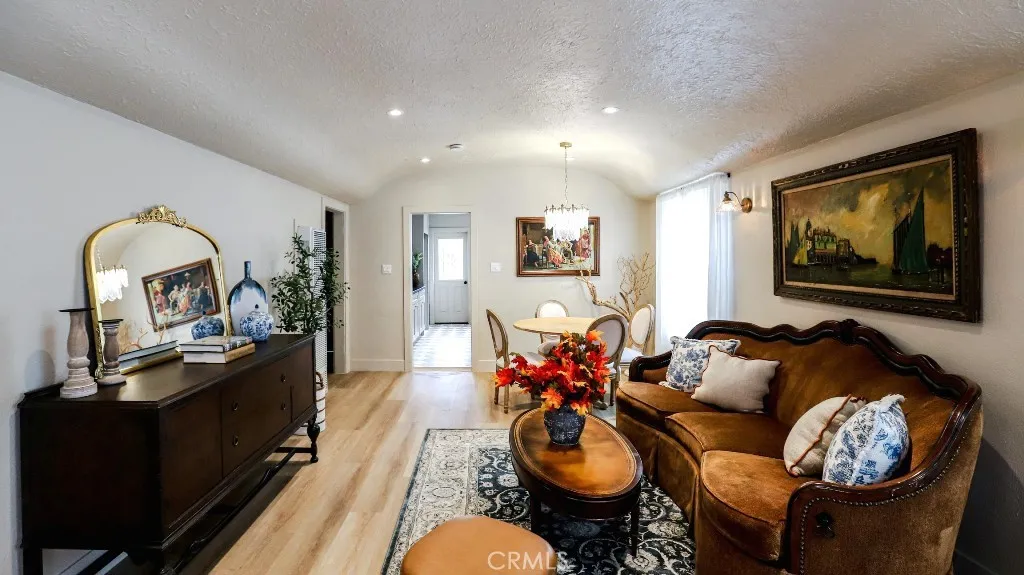 6764 Lemon, Long Beach, California 90805 home-pic-8