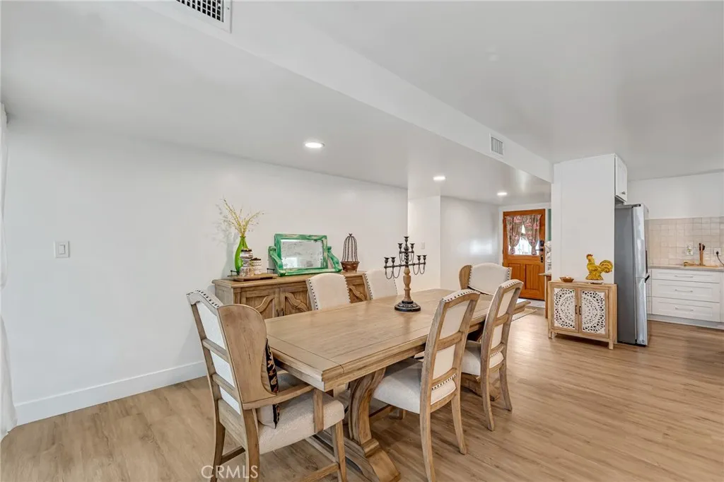 16261 Sher Lane, Huntington Beach, California 92647 home-pic-23