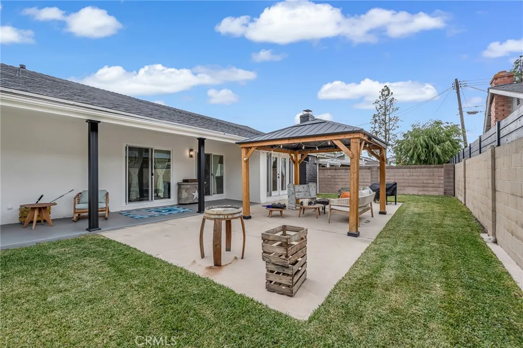 16261 Sher Lane, Huntington Beach, California 92647 home-pic-47