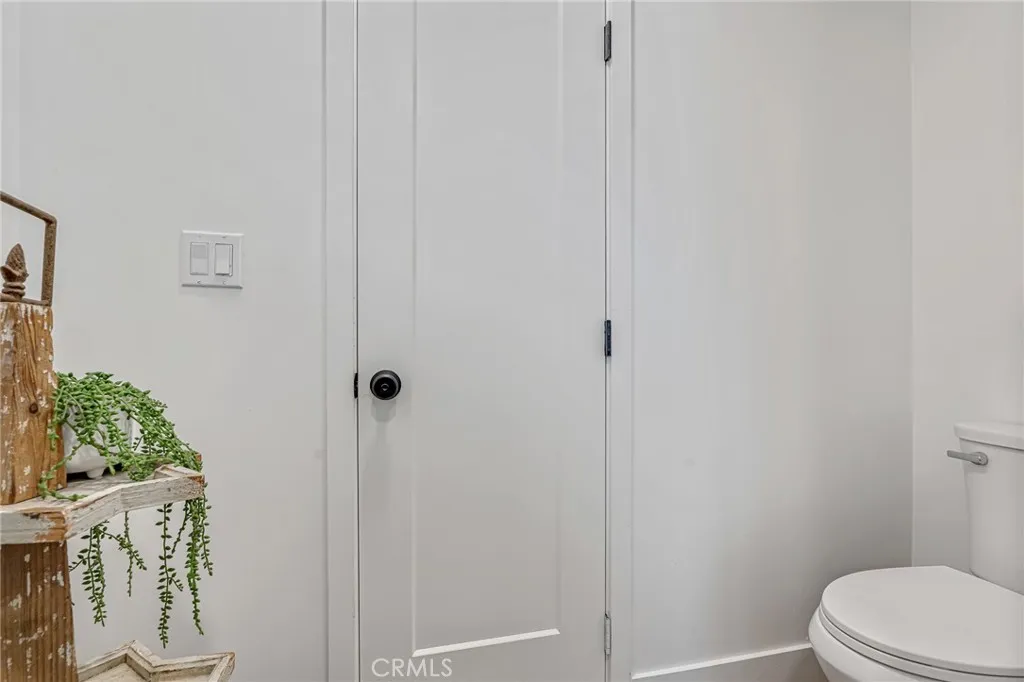 16261 Sher Lane, Huntington Beach, California 92647 home-pic-43