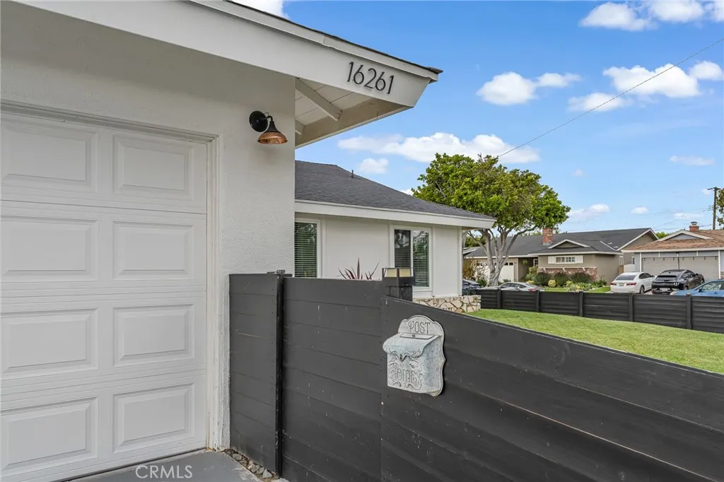 16261 Sher Lane, Huntington Beach, California 92647 home-pic-6