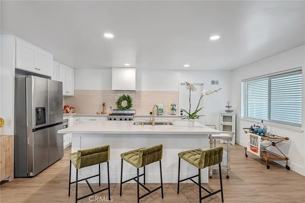 16261 Sher Lane, Huntington Beach, California 92647 home-pic-12