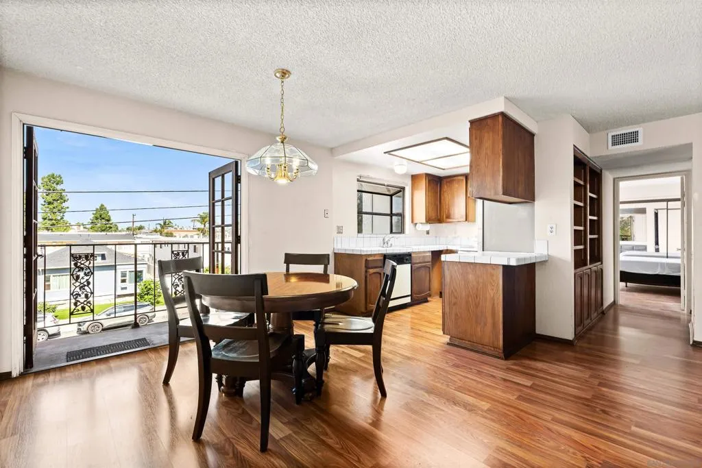 1263 Robinson Avenue 13, San Diego, California 92103 home-pic-4