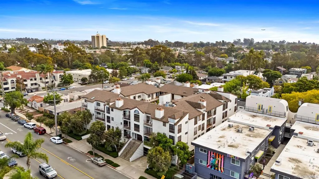 1263 Robinson Avenue 13, San Diego, California 92103 home-pic-37