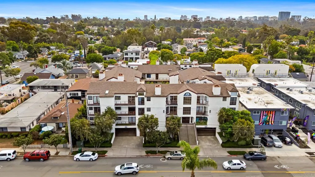 1263 Robinson Avenue 13, San Diego, California 92103 home-pic-0