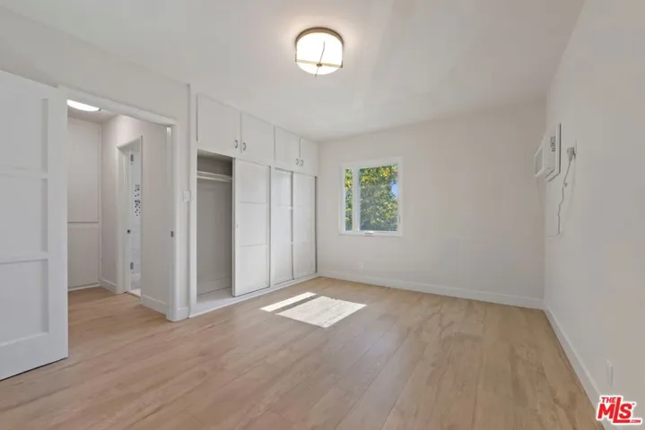 1252 N Crescent Heights Boulevard 3, West Hollywood, California 90046