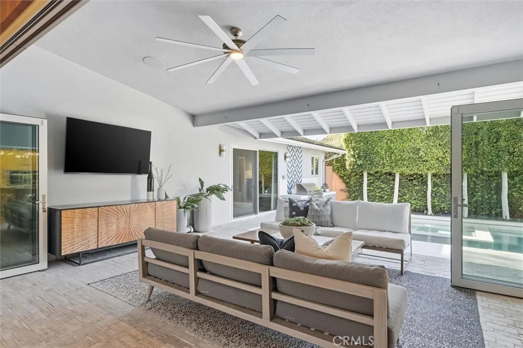 1205 Bryant, Long Beach, California 90815 home-pic-37