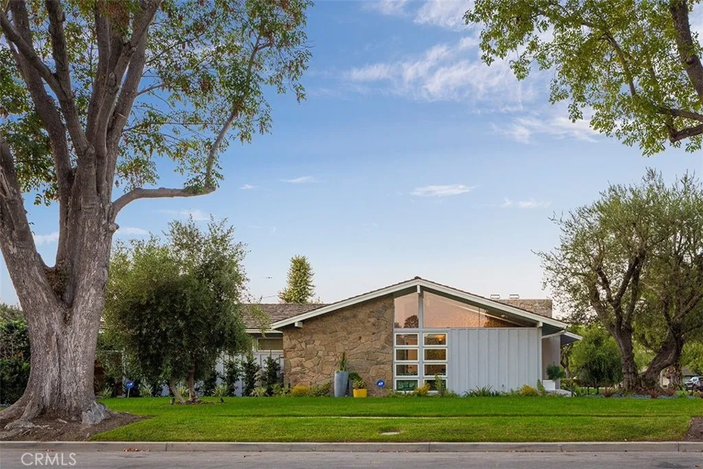 1205 Bryant, Long Beach, California 90815 home-pic-64