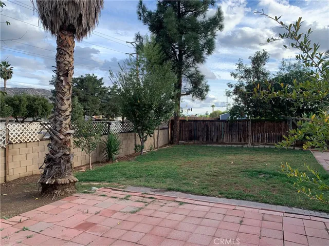 15776 Bluechip, Moreno Valley, California 92551
