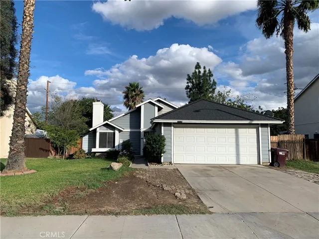 15776 Bluechip, Moreno Valley, California 92551