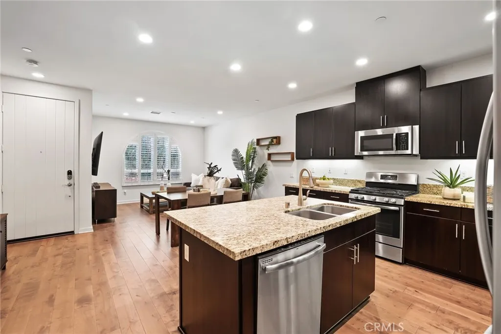 53 Savannah, Lake Forest, California 92630 home-pic-11