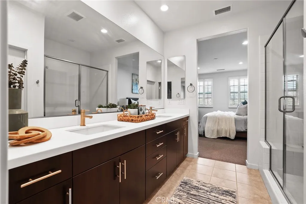 53 Savannah, Lake Forest, California 92630 home-pic-19