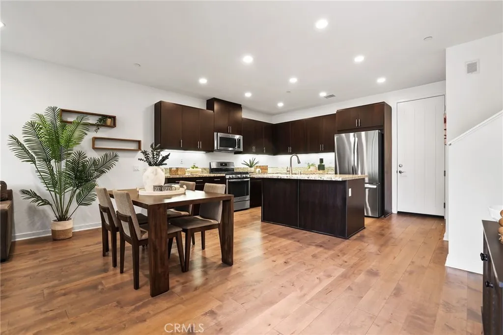 53 Savannah, Lake Forest, California 92630 home-pic-8