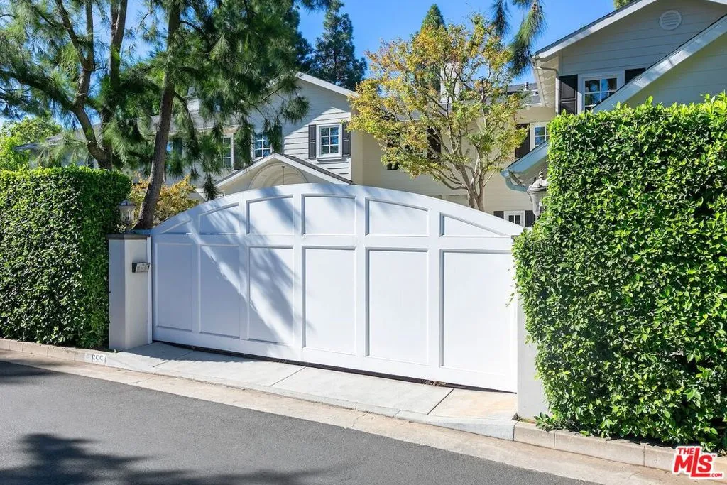 655 N Faring Road, Los Angeles, California 90077 home-pic-2