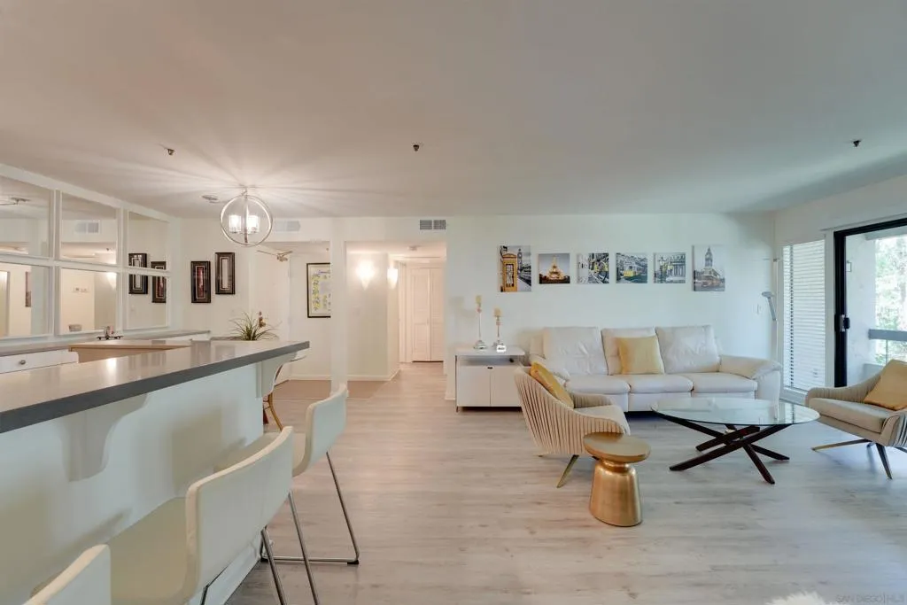 5745 Friars Road 107, San Diego, California 92110 home-pic-9