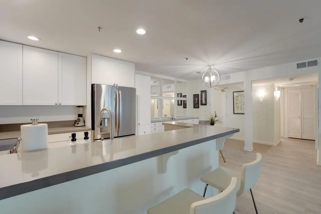 5745 Friars Road 107, San Diego, California 92110 home-pic-4