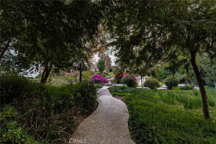1081 Lakeview, Azusa, California 91702