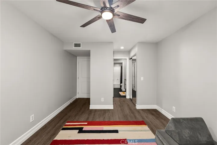 Second bedroom opens to hall bathroom