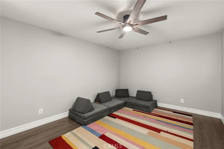 Secondary bedroom